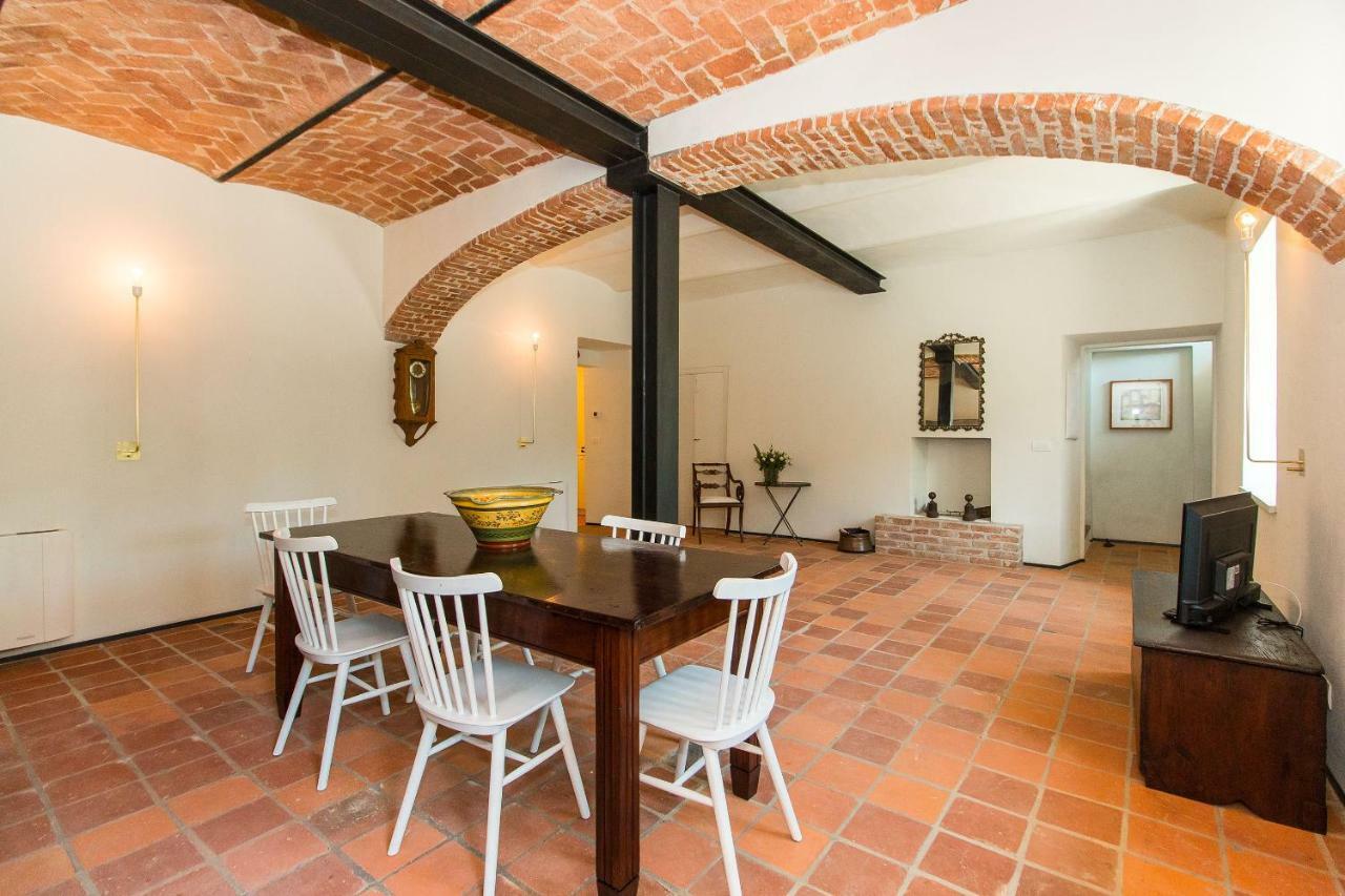 Appartamenti Presso Cascina La Melagrana Costigliole d'Asti Exterior foto
